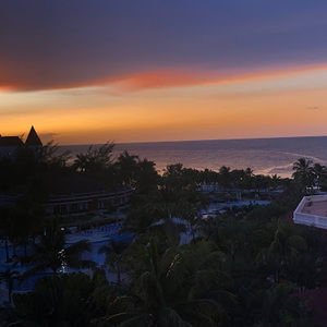 Meet your Posher, Cali